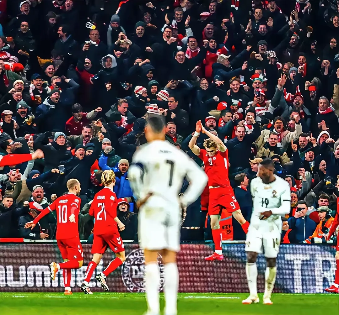 C罗爆冷击败尤文图斯，回归赛场引爆全场！